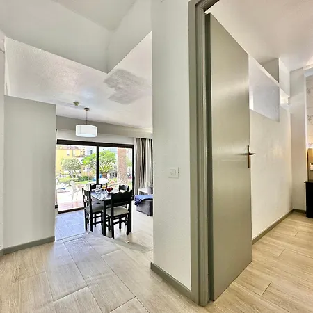 アパート Pool Views Terrace