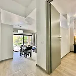 아파트 Pool Views Terrace