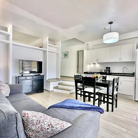 Pool Views Terrace Appartement